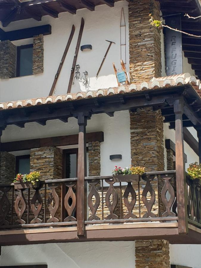 فندق El Refugio بينوس جينيل المظهر الخارجي الصورة
